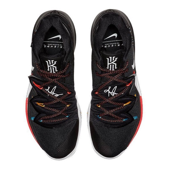 Nike Kylie 5 “Friends” Limited Edition - Picture 3 of 5